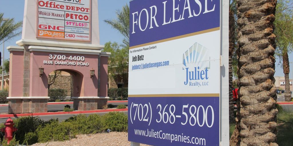Vegas commercial leasting Sign for Las Vegas commercial leasing