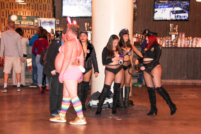 Downtown Las Vegas street performers – is Vegas America’s Most Sinful City? Downtown Las Vegas street performers