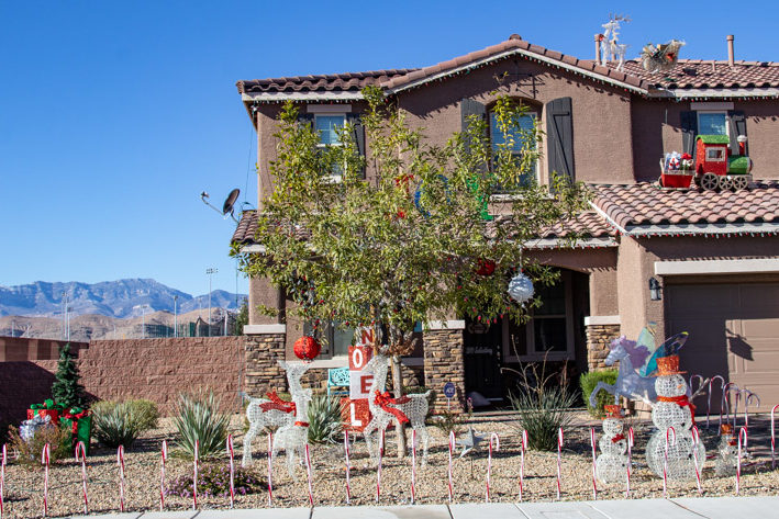 House decorated for Christmas
