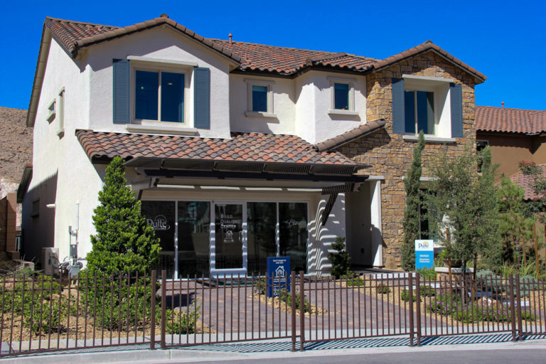 Pulte model home office